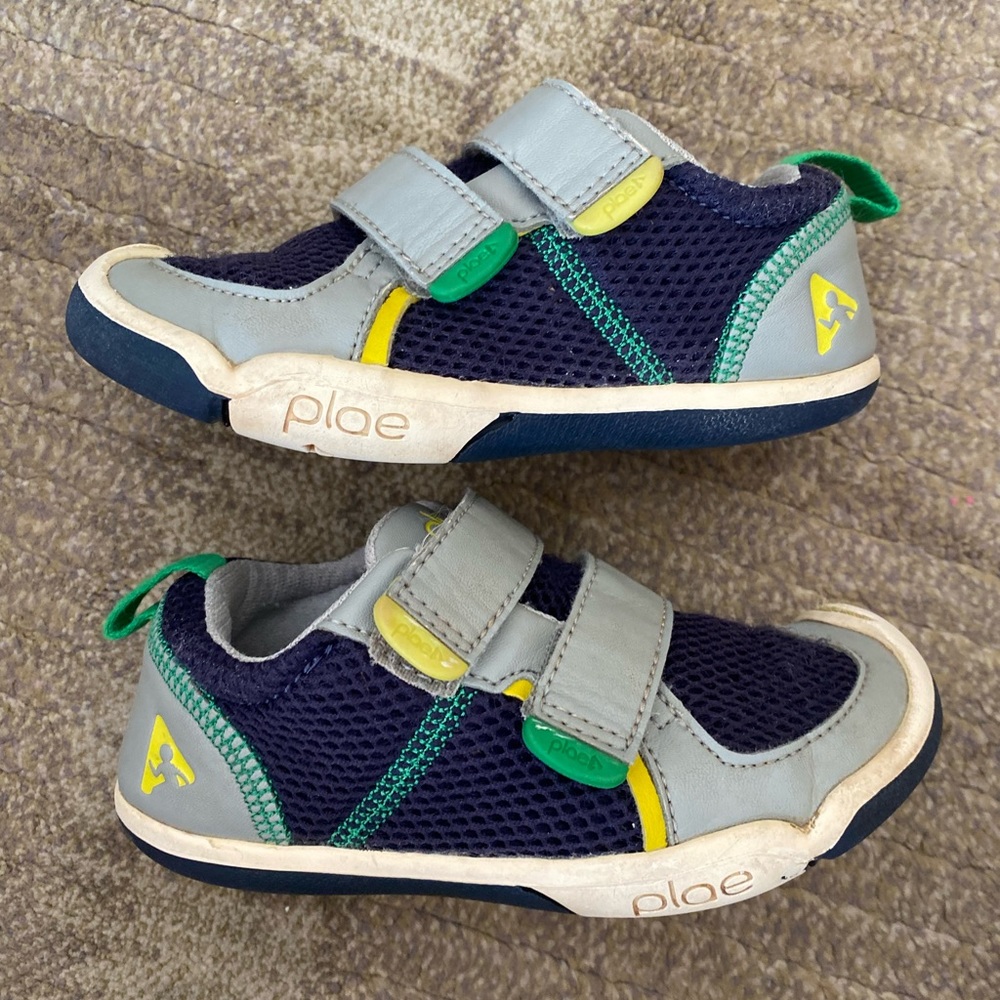 Plae boys shoes